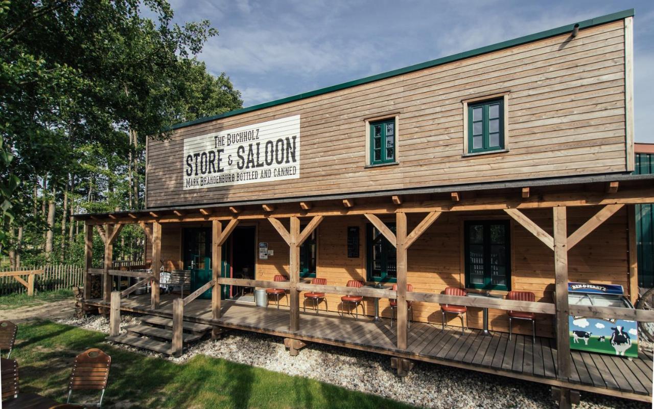Buchholz Saloon Ferienhaus Altlandsberg